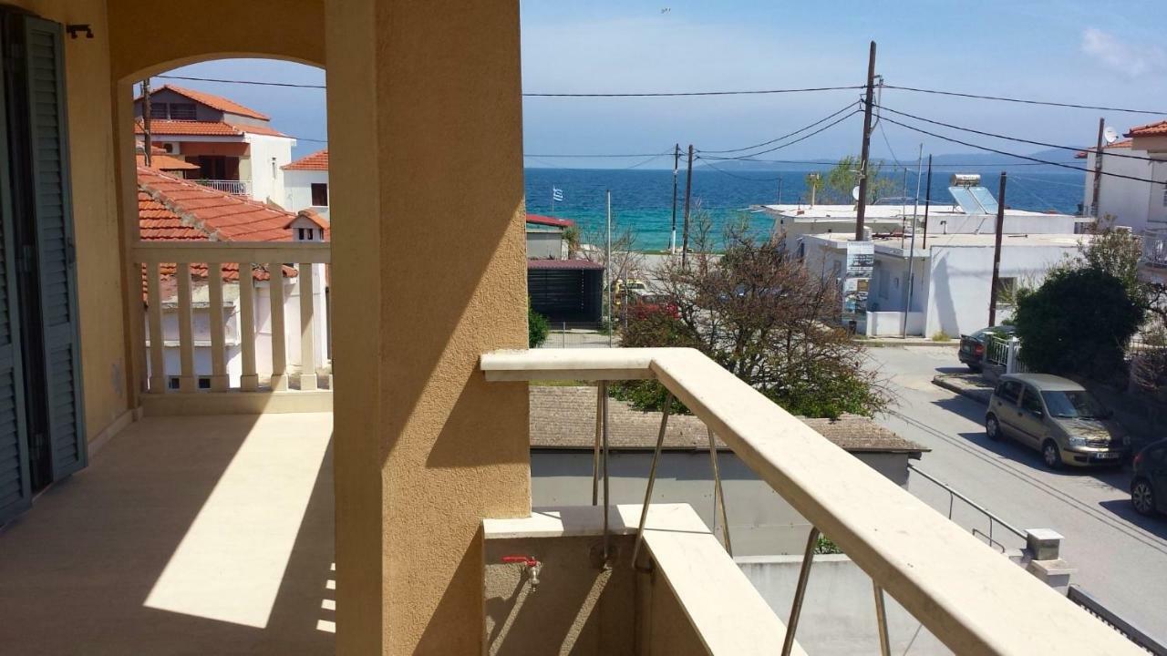 Zach'S House Villa Nea Roda Exterior photo